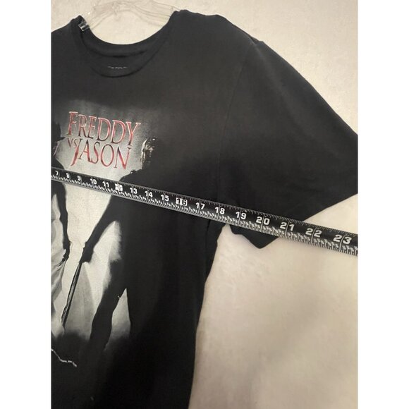 Vintage Freddy vs Jason Shirt Mens M Horror Movie Slasher Graphic TShirt - Picture 9 of 9